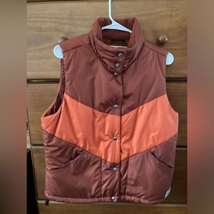 The North Face Sylvester Insulated Vest - Brandy Brown/Burnt Ochre - Women's M